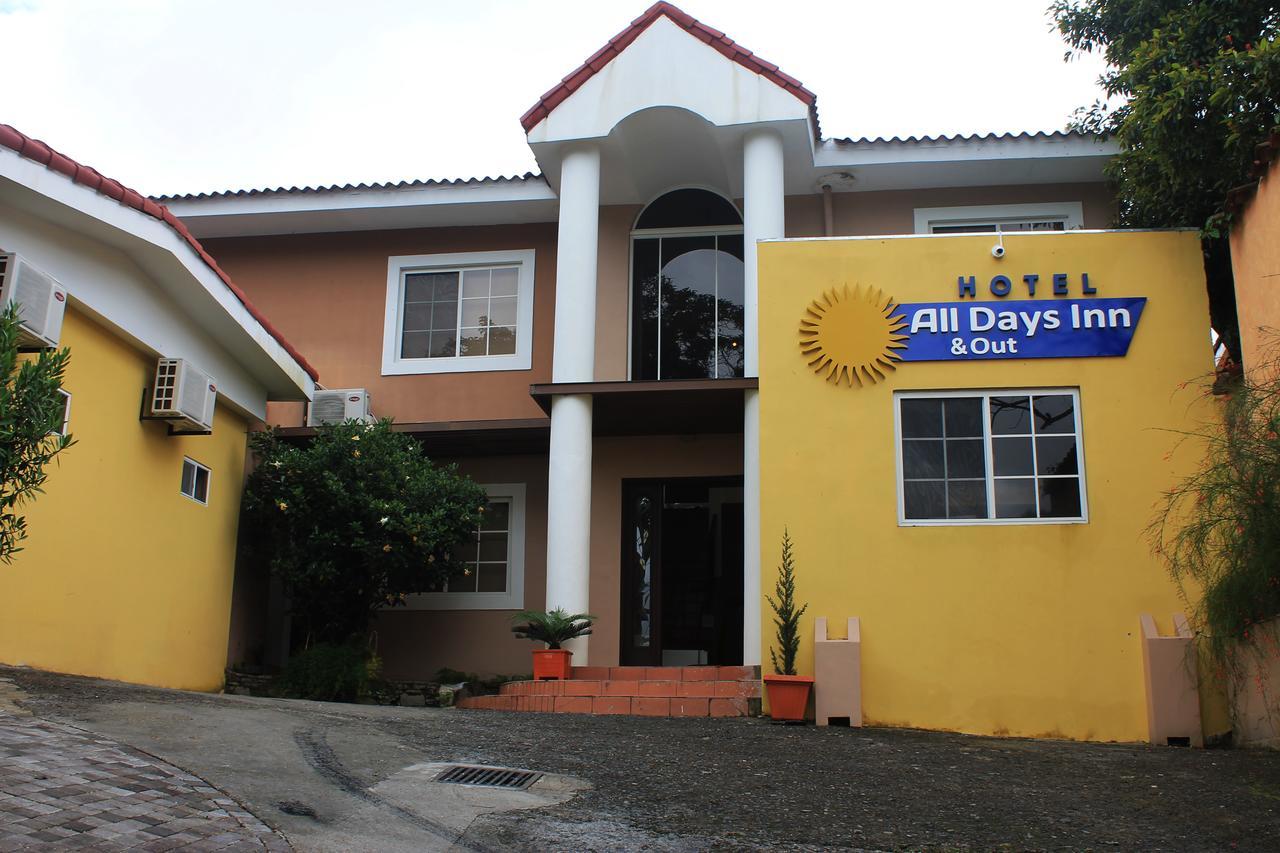 All Days Inn And Out San Salvador Exterior photo